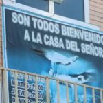 Municipio de San Bernardo desaloja ocupación ilegal liderada por supuesto pastor evangélico, quien arrendaba habitaciones en propiedad municipal.